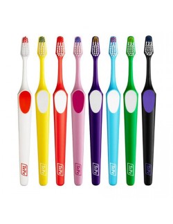 TEPE Nova Medium Toothbrush 1 τεμάχιο